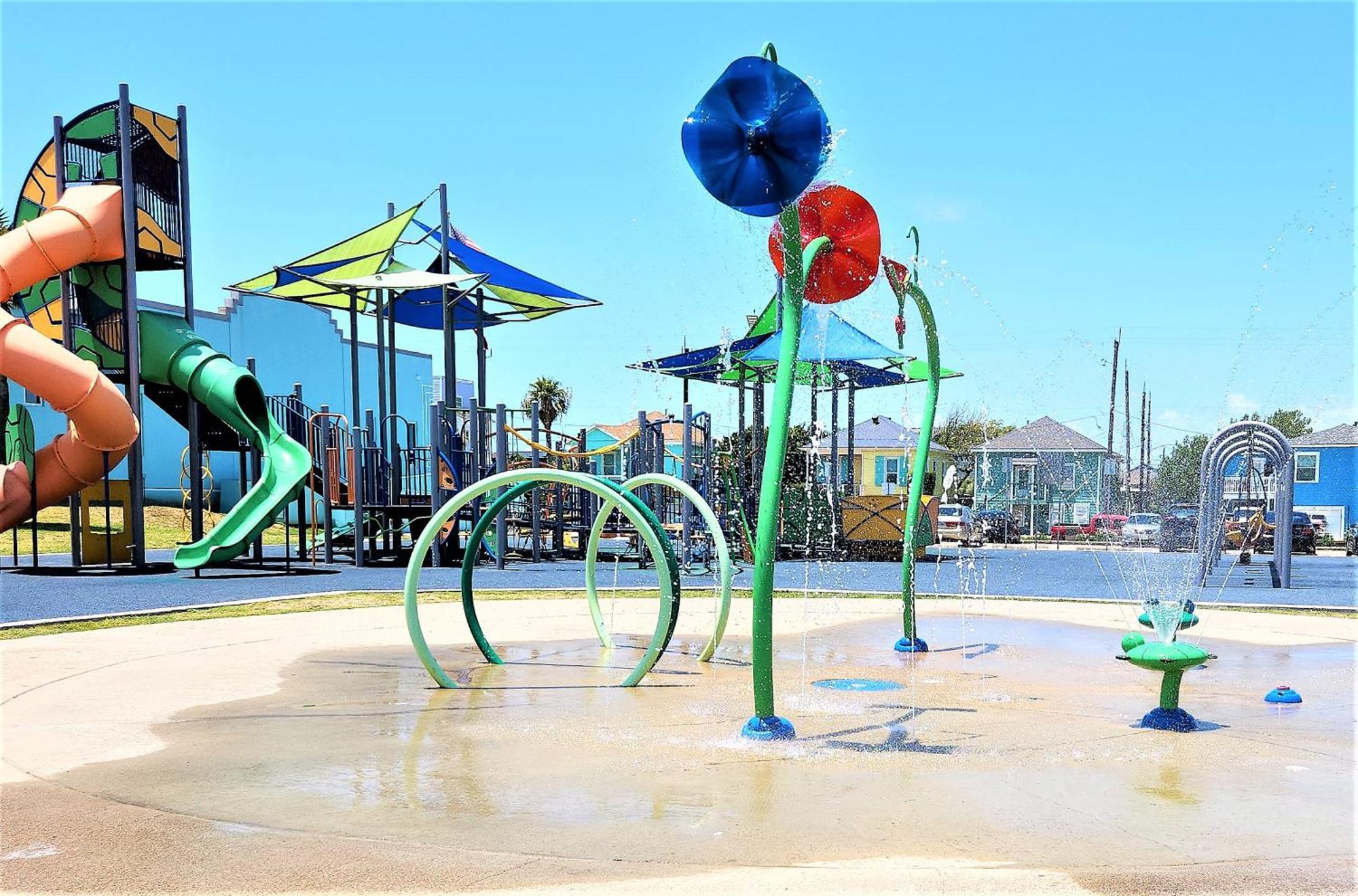 גלווסטון Casaazul-2605A-Couples Retreat By Beach & Pleasure Pier 1 Block Away- 2Bed 2Bath- 7 Minutes To Cruise Terminal מראה חיצוני תמונה